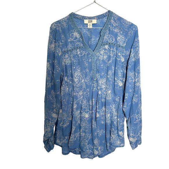 Vintage America Blues Tops - Vintage America Blues Women Missy Top L Blue Floral SOFT 100% Modal Boho Crochet